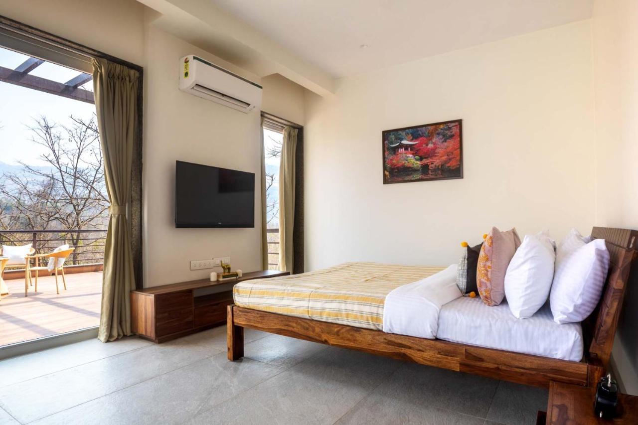Eden Glade - Khopoli - Mountain-View Villa With Private Pool, Spacious Decks & Indoor Activities Zewnętrze zdjęcie